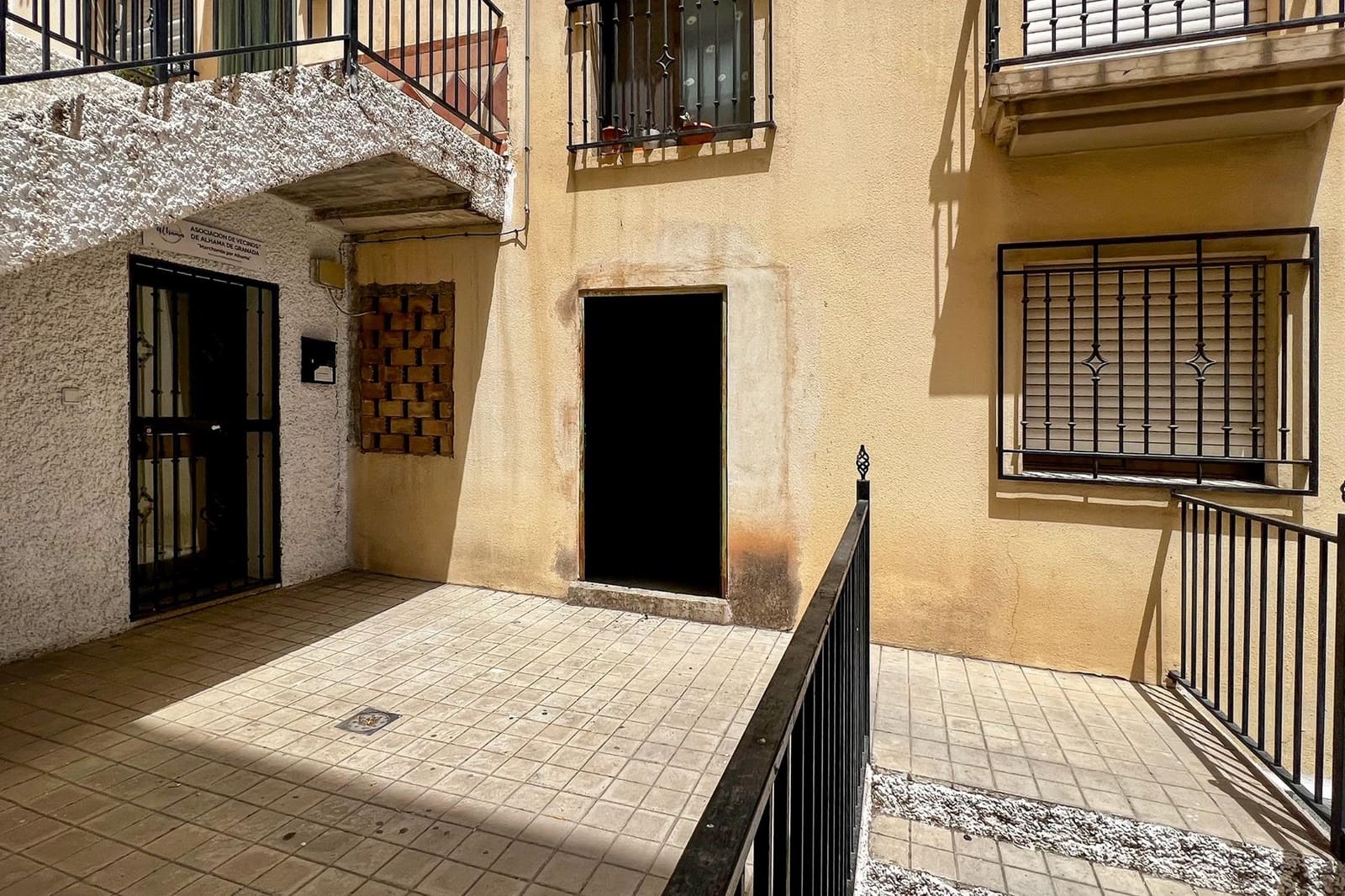 Erhverv til salg i Alhama de Granada - € 49.900 (Ref: 9215297)