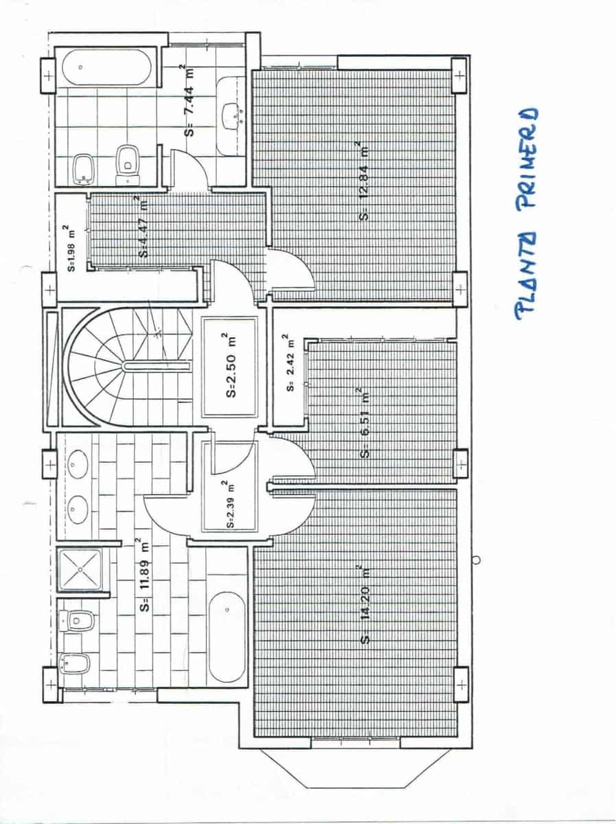 5 soveværelse Semi-Rækkehus til salg i Granada by med swimmingpool garage - € 950.000 (Ref: 9215309)