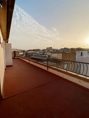 3 soveværelse Penthouse til leje i Granada by - € 850 (Ref: 9217685)
