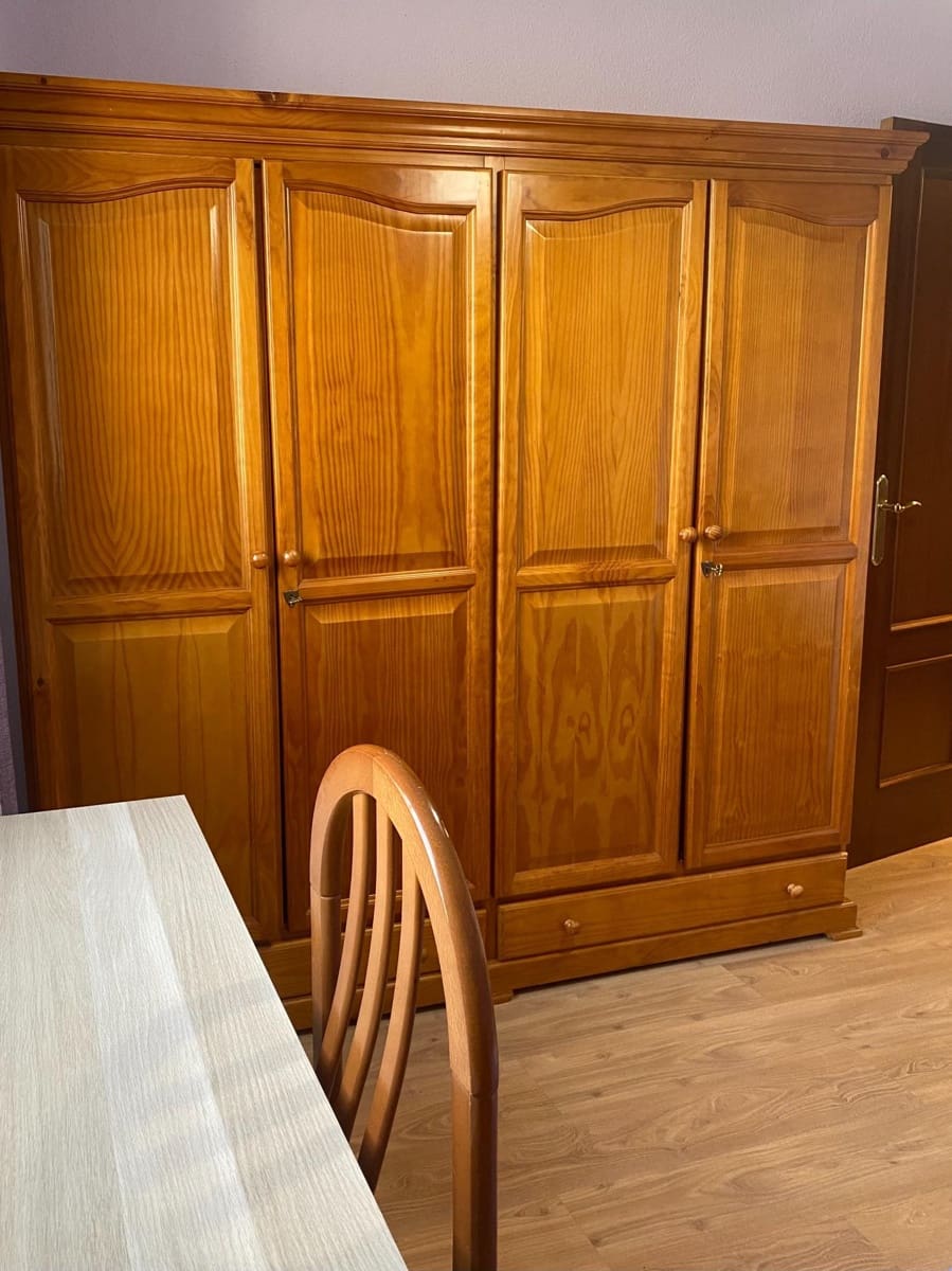 3 sovrum Takvåning att hyra i Granada stad - 850 € (Ref: 9217685)