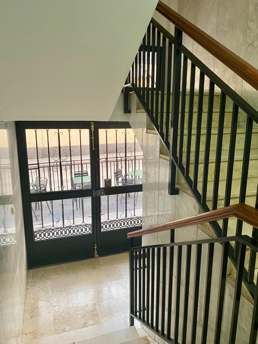 3 sovrum Takvåning att hyra i Granada stad - 850 € (Ref: 9217685)