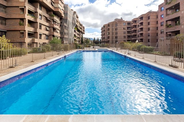 4 chambre Appartement à vendre à Albaicin, Grenade ville avec piscine - 495 000 € (Ref: 9217686)