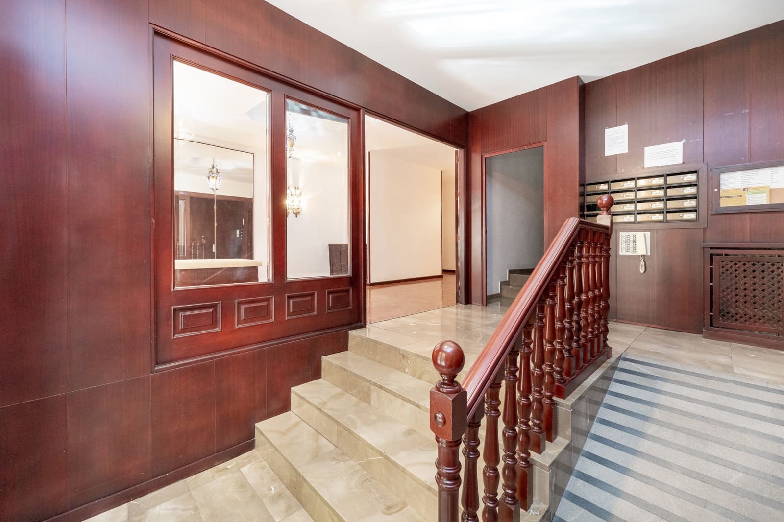 4 soveværelse Lejlighed til salg i Granada by med swimmingpool - € 495.000 (Ref: 9217686)