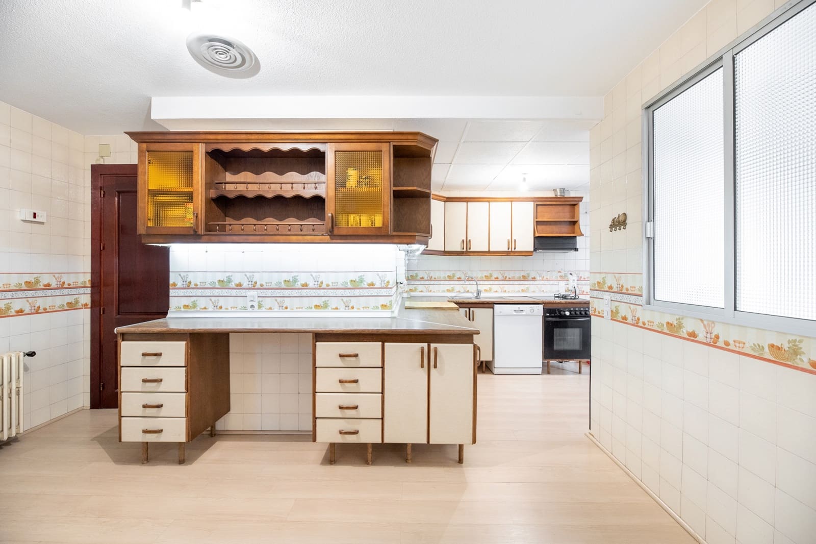 4 soveværelse Lejlighed til salg i Granada by med swimmingpool - € 495.000 (Ref: 9217686)