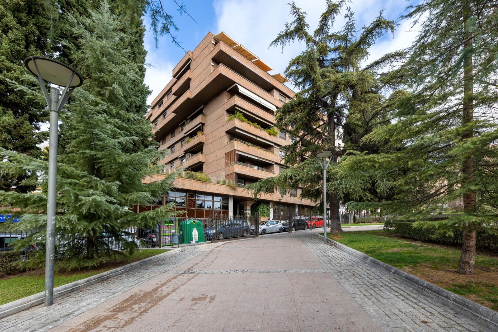 4 soveværelse Lejlighed til salg i Granada by med swimmingpool - € 495.000 (Ref: 9217686)