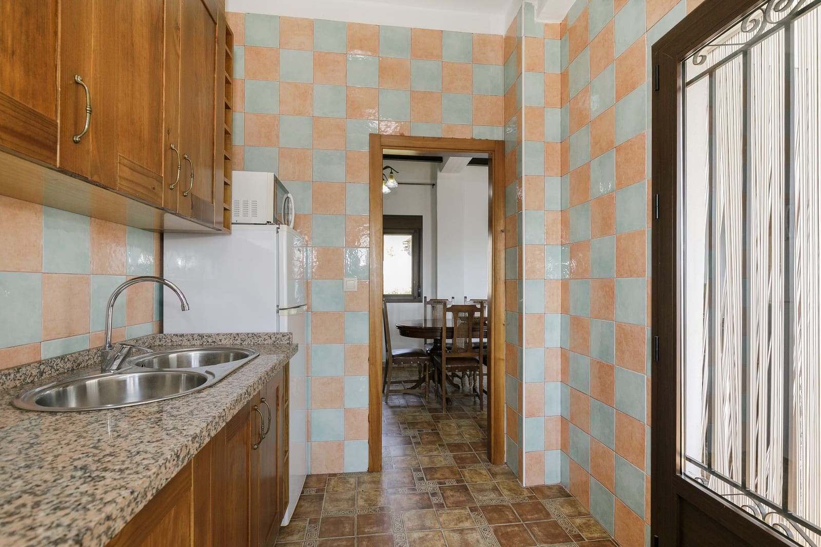 6 soveværelse Virksomhed til salg i Granada by - € 1.550.000 (Ref: 9220182)