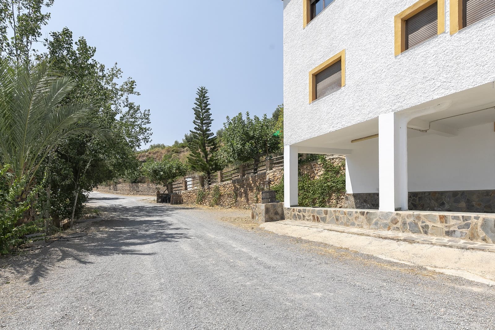 6 soveværelse Virksomhed til salg i Granada by - € 1.550.000 (Ref: 9220182)