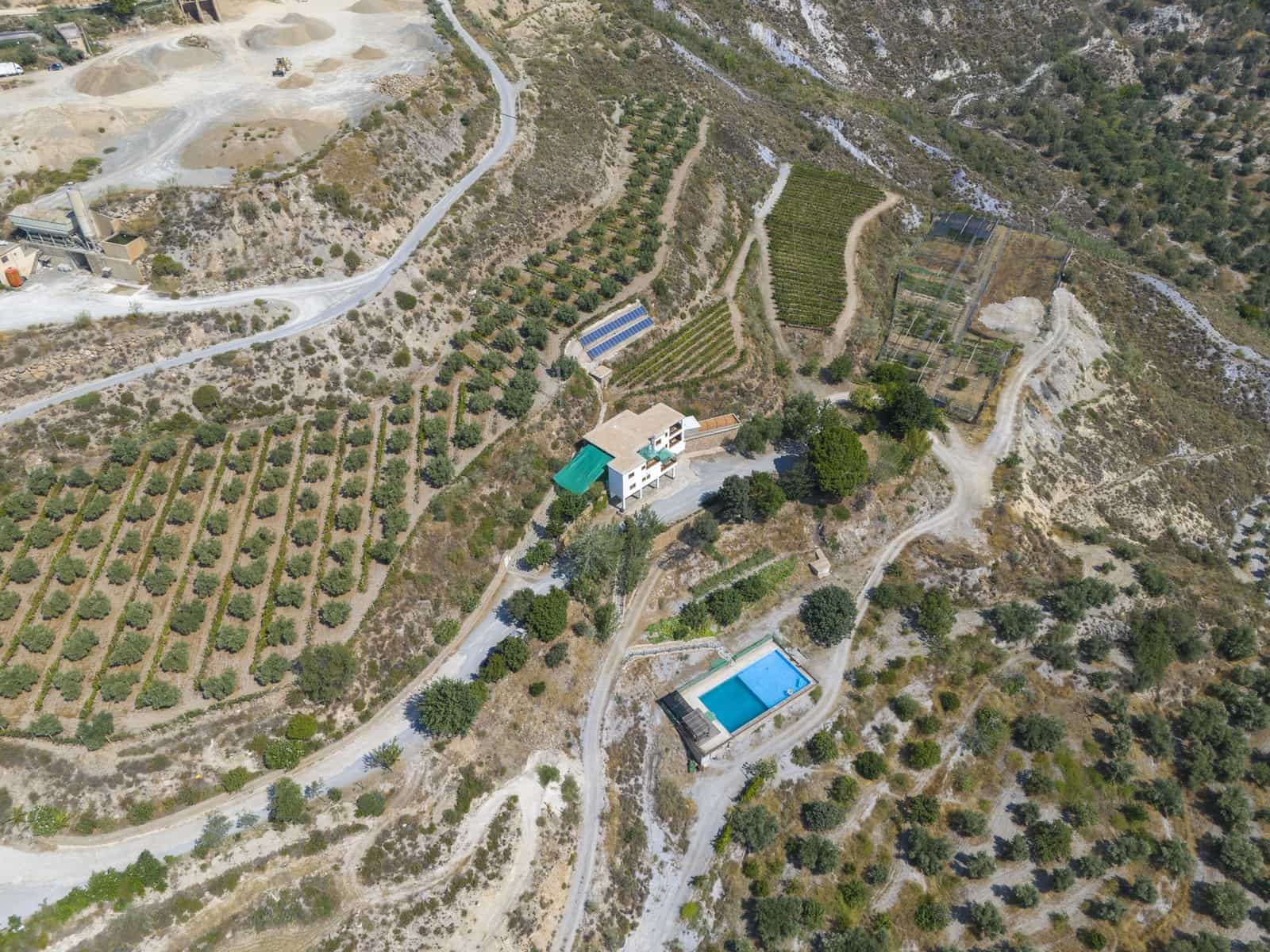 6 soveværelse Virksomhed til salg i Granada by - € 1.550.000 (Ref: 9220182)