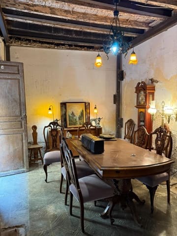 Kommersiell att hyra i Centro - Sagrario, Granada stad - 700 € (Ref: 9220183)