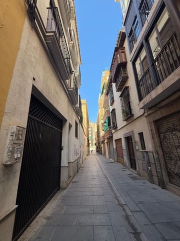 Kommersiell att hyra i Centro - Sagrario, Granada stad - 300 € (Ref: 9220184)