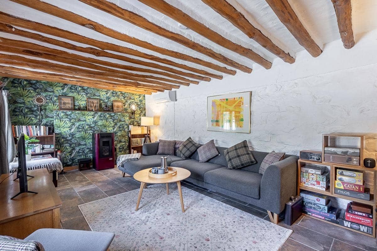 4 soveværelse Villa til salg i Loja med swimmingpool - € 268.000 (Ref: 9226937)