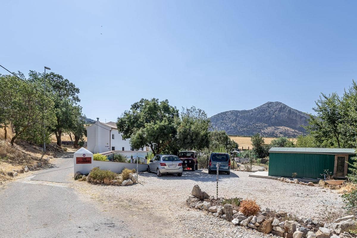 4 soveværelse Villa til salg i Loja med swimmingpool - € 268.000 (Ref: 9226937)