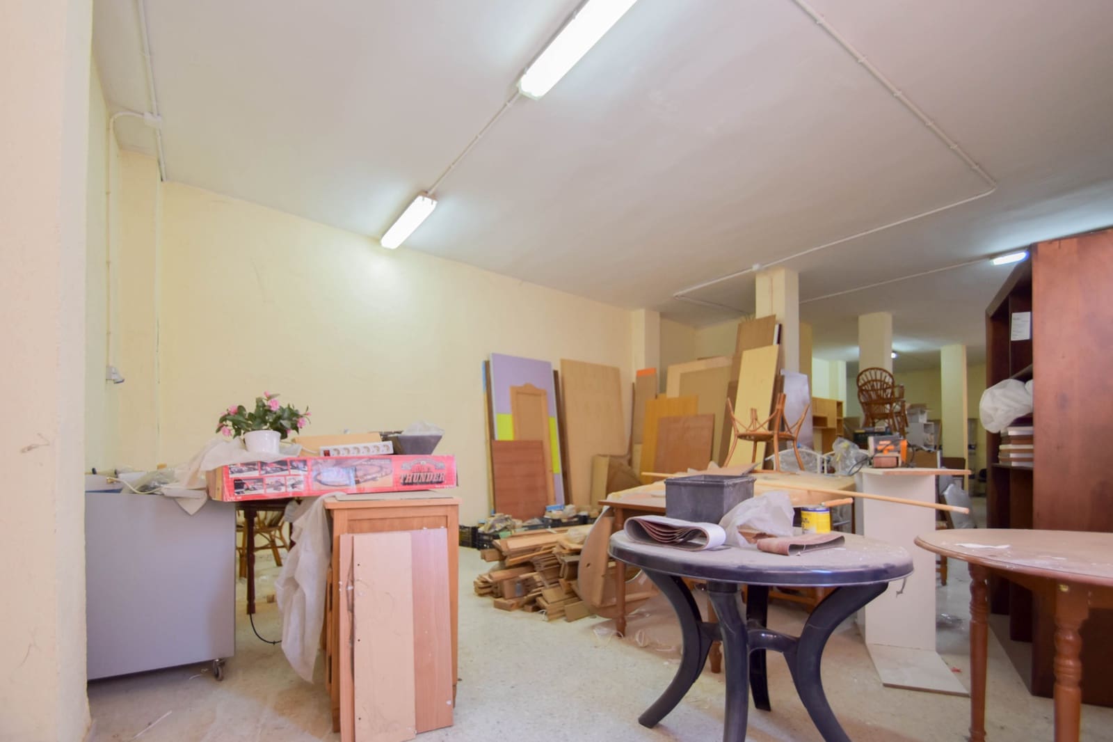 Kommersiell til salgs i Montefrio - € 60 000 (Ref: 9228762)