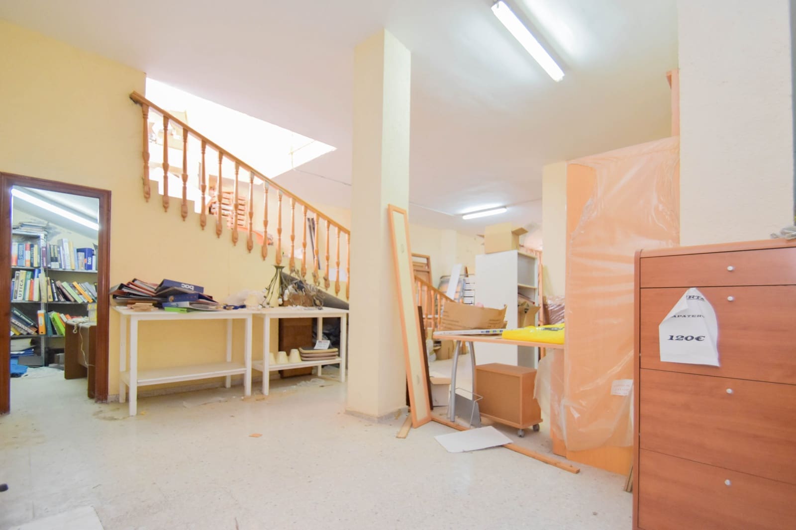 Kommersiell til salgs i Montefrio - € 60 000 (Ref: 9228762)