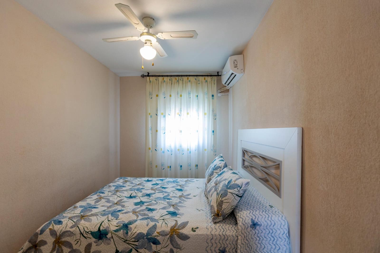 3 soverom Rekkehus til salgs i Almunecar med svømmebasseng garasje - € 274 900 (Ref: 9230503)