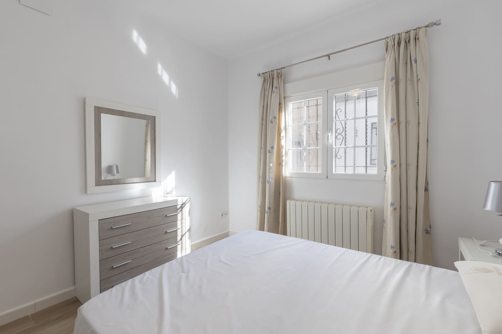 2 slaapkamer Rijtjeshuis te koop in La Zubia - € 160.000 (Ref: 9236790)