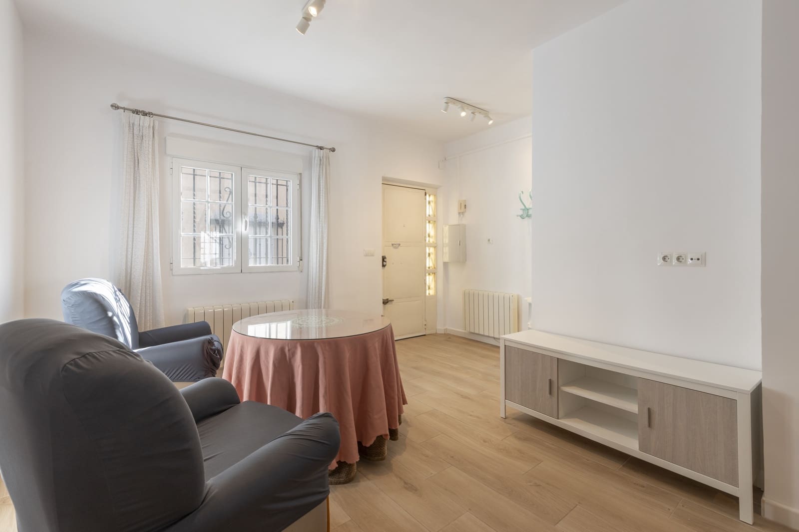 2 slaapkamer Rijtjeshuis te koop in La Zubia - € 160.000 (Ref: 9236790)