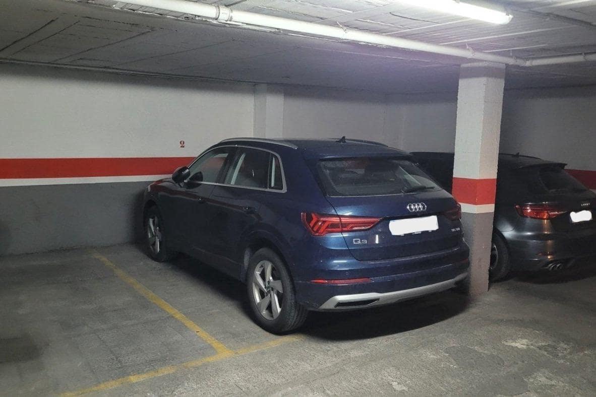 4 soveværelse Lejlighed til salg i Granada by med garage - € 560.000 (Ref: 9236791)