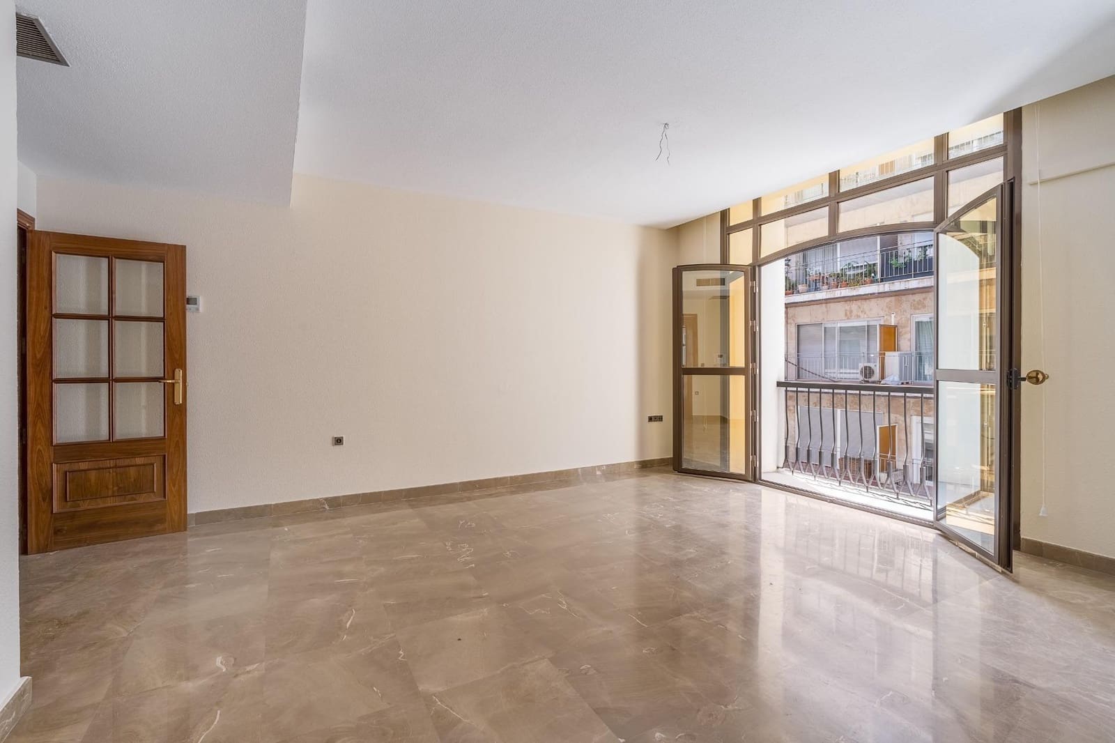4 soverom Leilighet til salgs i Granada by med garasje - € 649 000 (Ref: 9236794)
