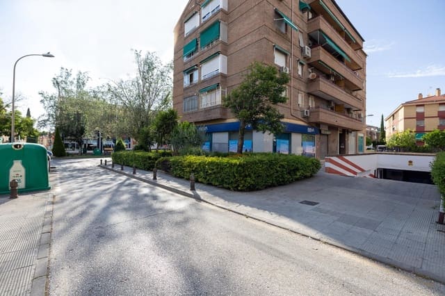 Garage til salg i San Francisco Javier, Granada by - € 21.000 (Ref: 9240277)