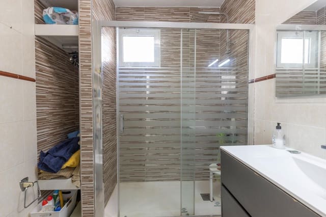 3 sovrum Semi-fristående Villa till salu i Zafarraya med garage - 135 000 € (Ref: 9240284)