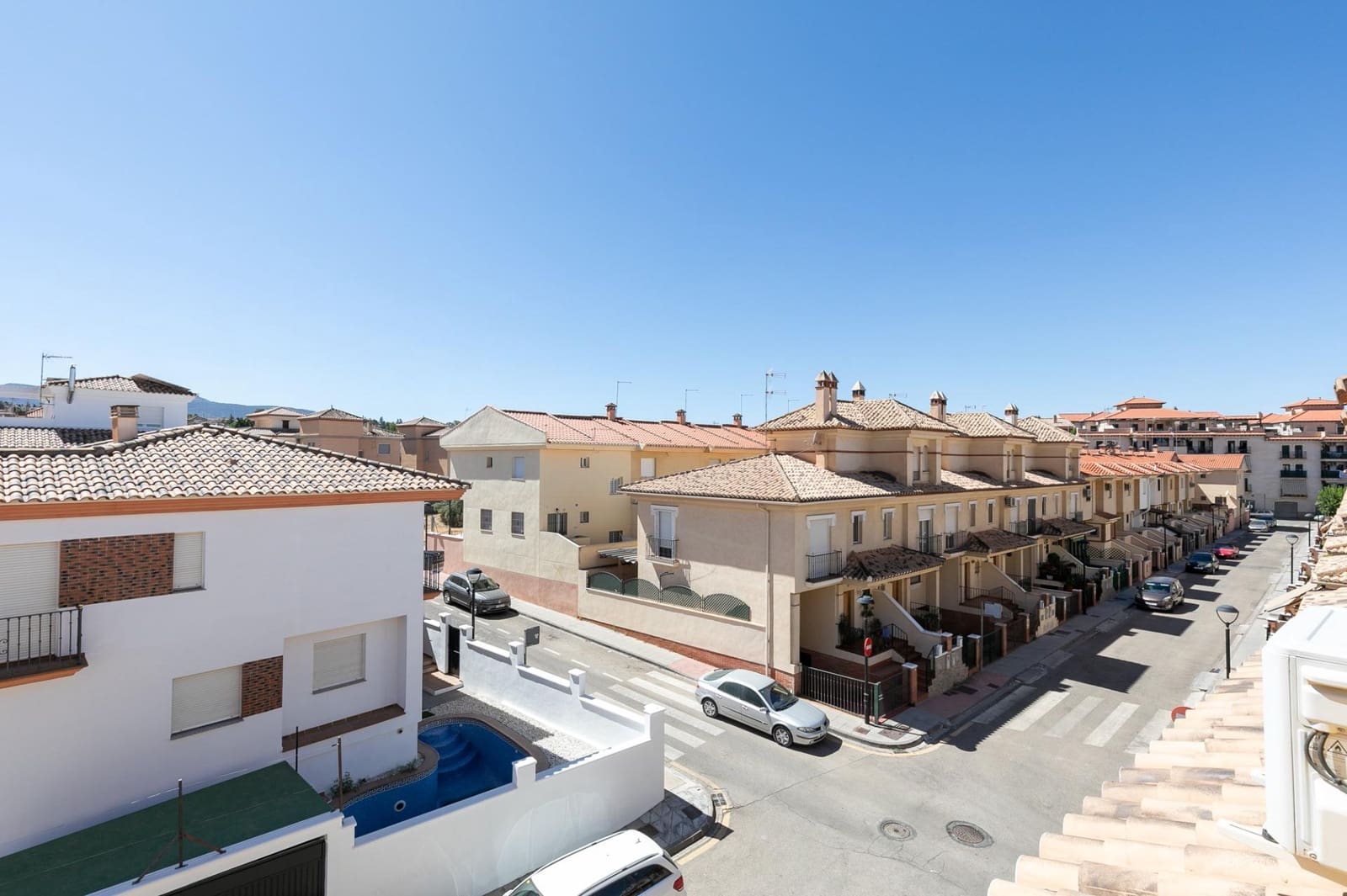 6 sypialnia Dom szeregowy na sprzedaż w Ogijares z garażem - 289 000 € (Ref: 9240287)