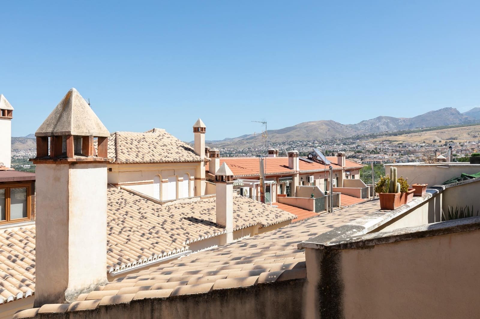 6 sypialnia Dom szeregowy na sprzedaż w Ogijares z garażem - 289 000 € (Ref: 9240287)