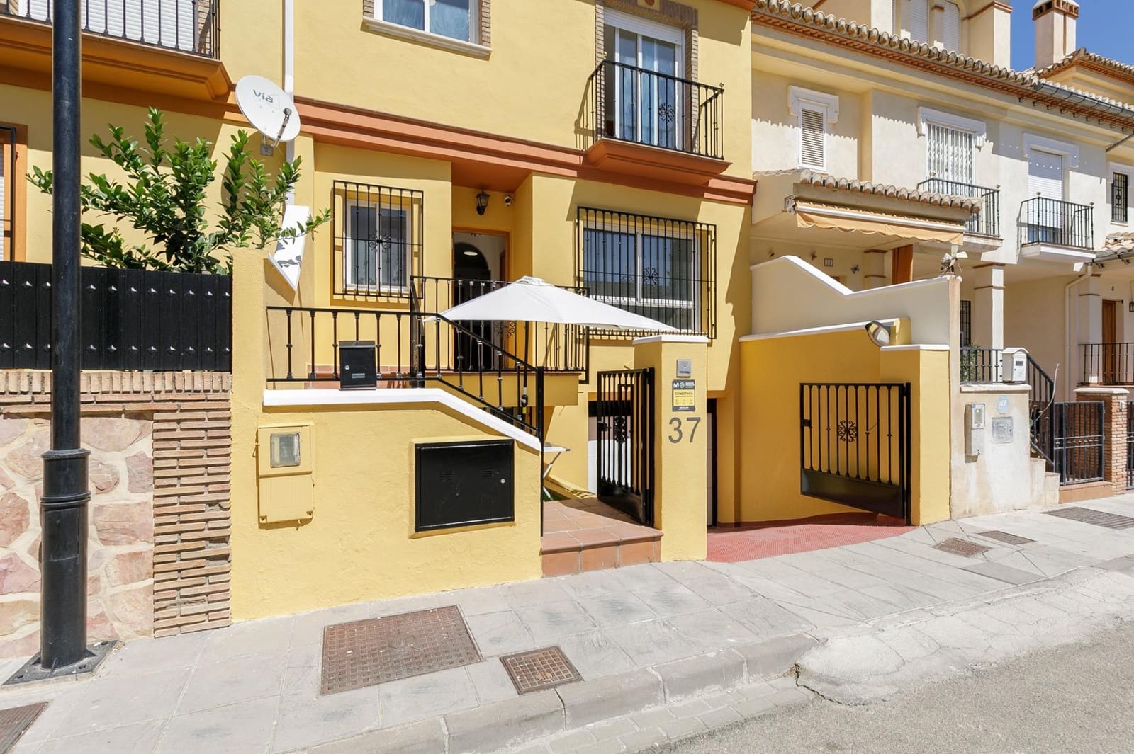 6 sypialnia Dom szeregowy na sprzedaż w Ogijares z garażem - 289 000 € (Ref: 9240287)