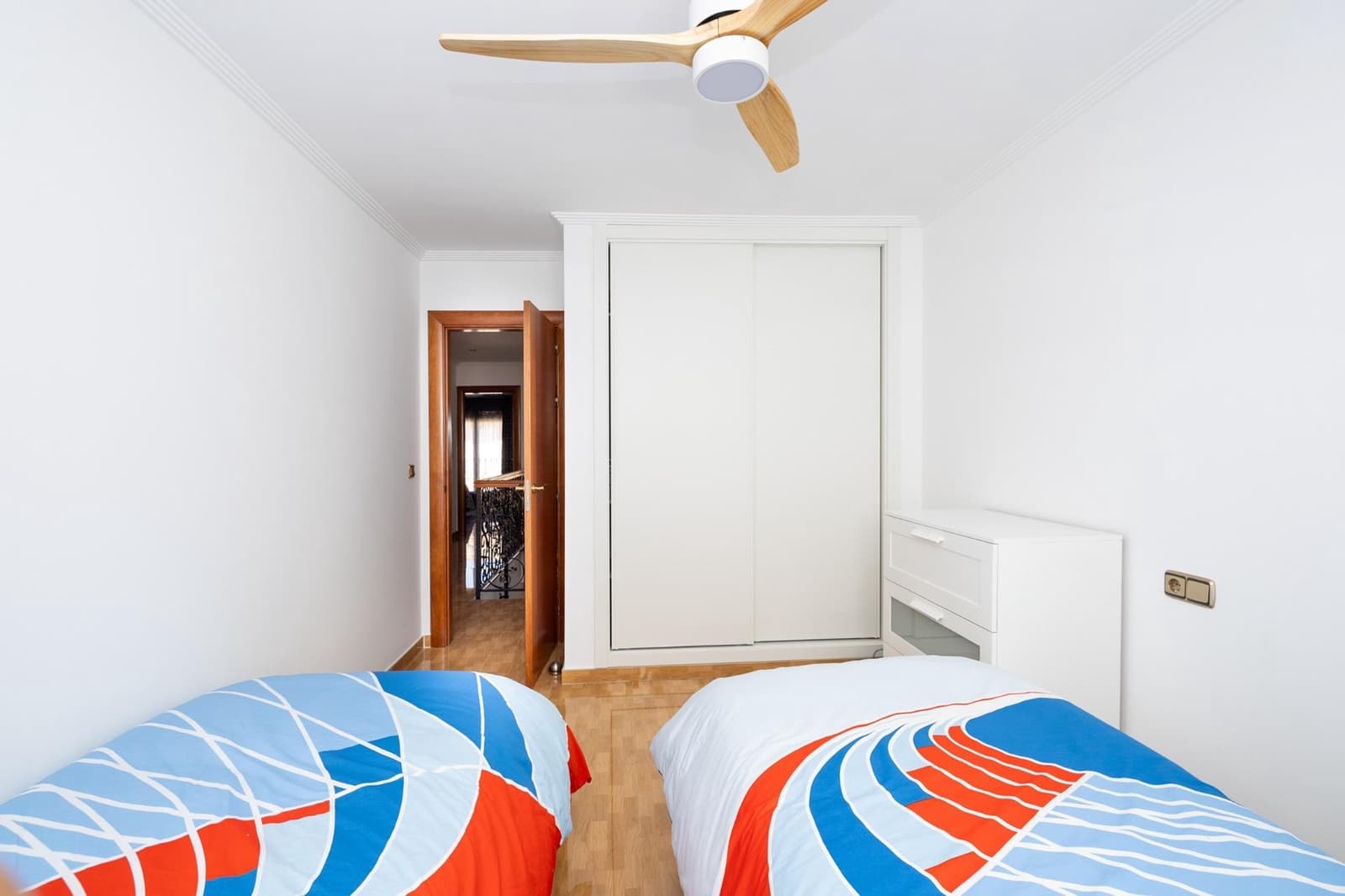 5 chambre Maison de Ville à vendre à Atarfe avec garage - 325 000 € (Ref: 9243268)