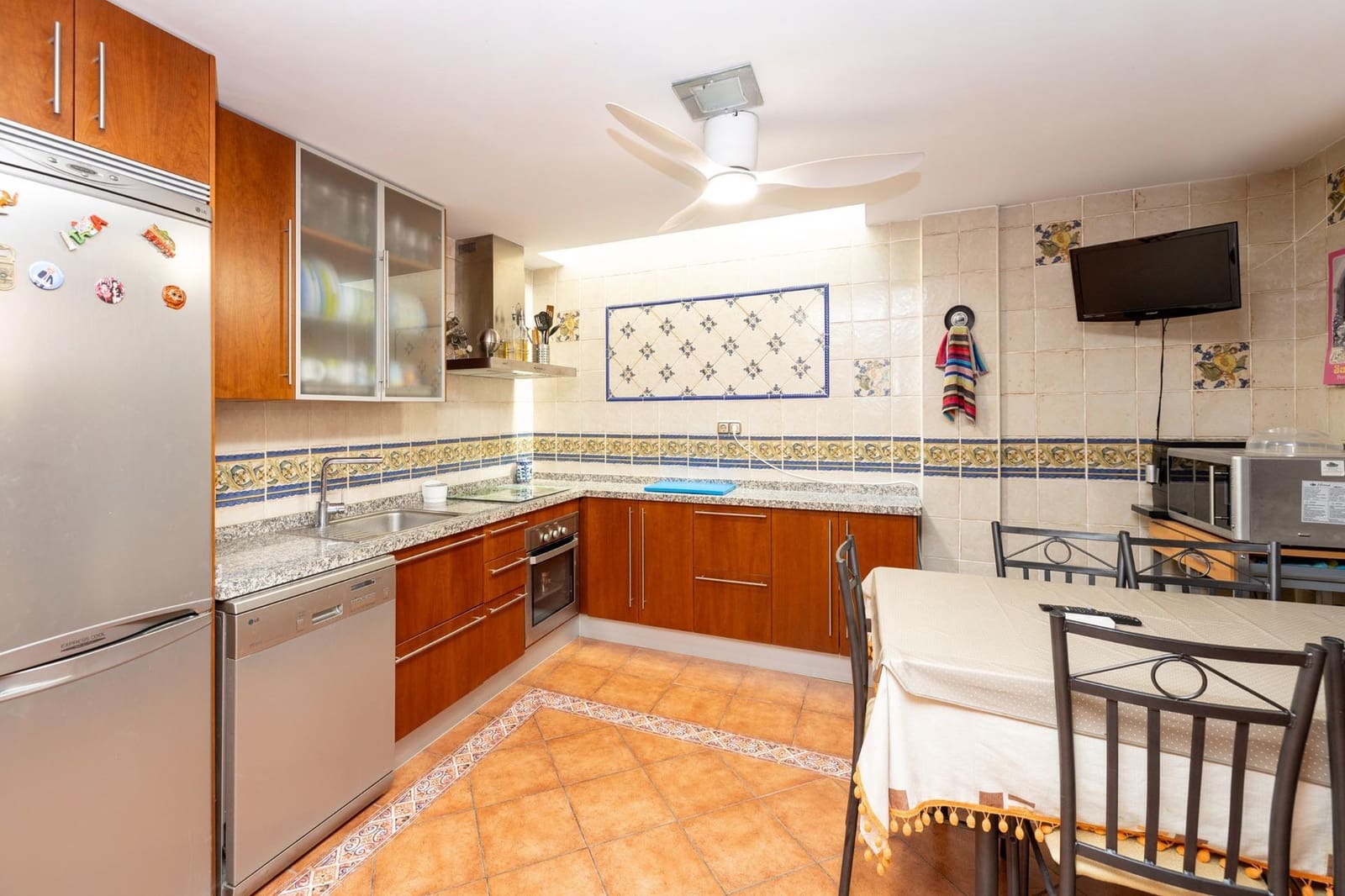 5 chambre Maison de Ville à vendre à Atarfe avec garage - 325 000 € (Ref: 9243268)