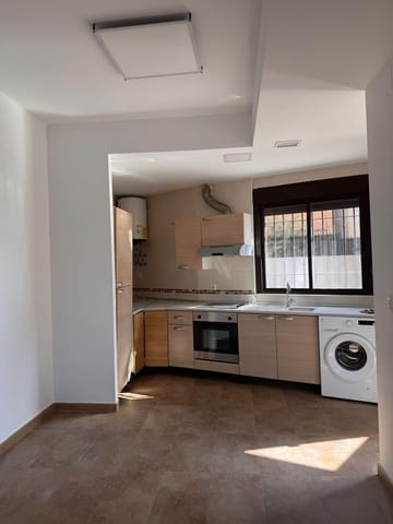 1 slaapkamer Flat te huur in Monachil - € 650 (Ref: 9247143)
