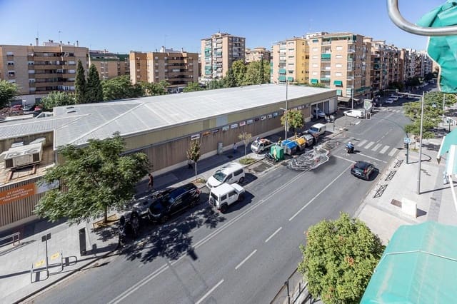 4 soveværelse Lejlighed til salg i Zaidin, Granada by med garage - € 329.000 (Ref: 9252298)