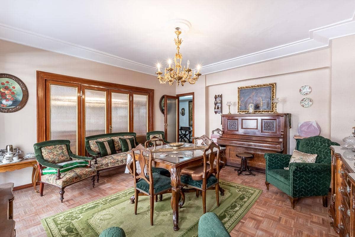 5 soveværelse Lejlighed til salg i Granada by - € 548.000 (Ref: 9252299)