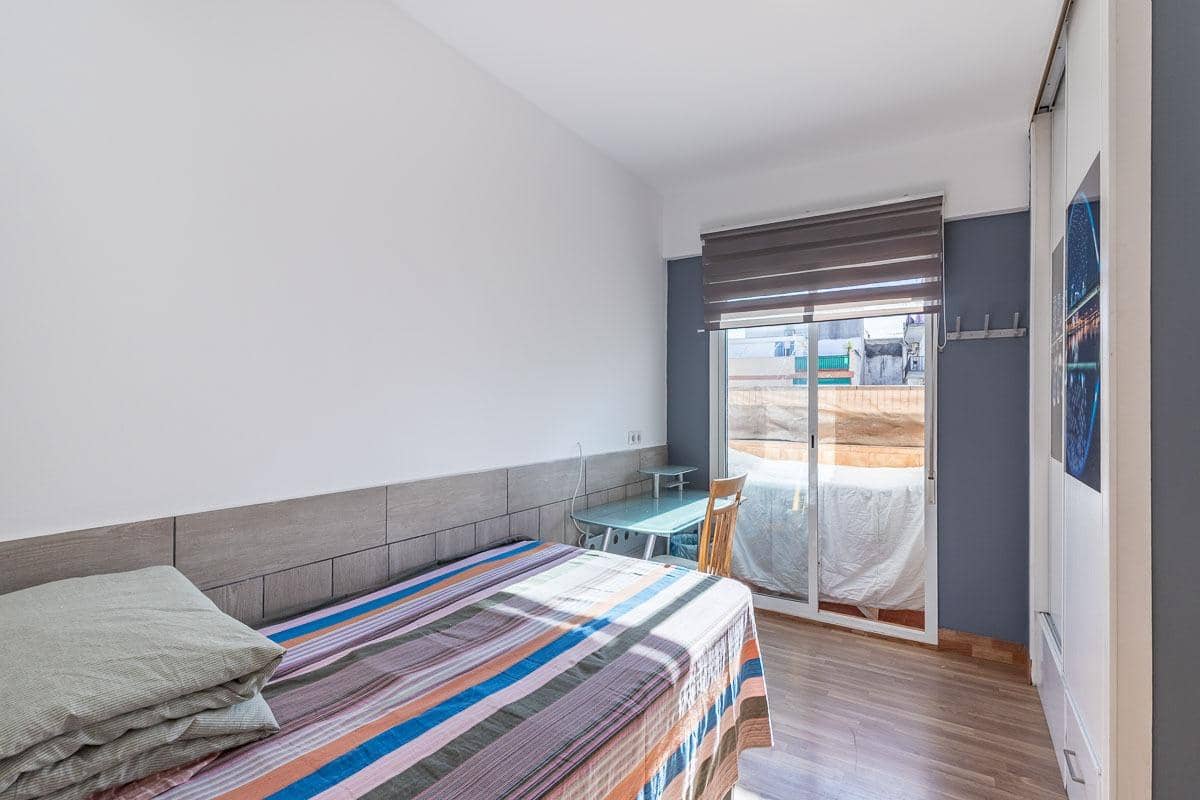 3 soveværelse Lejlighed til salg i Granada by - € 220.000 (Ref: 9255194)