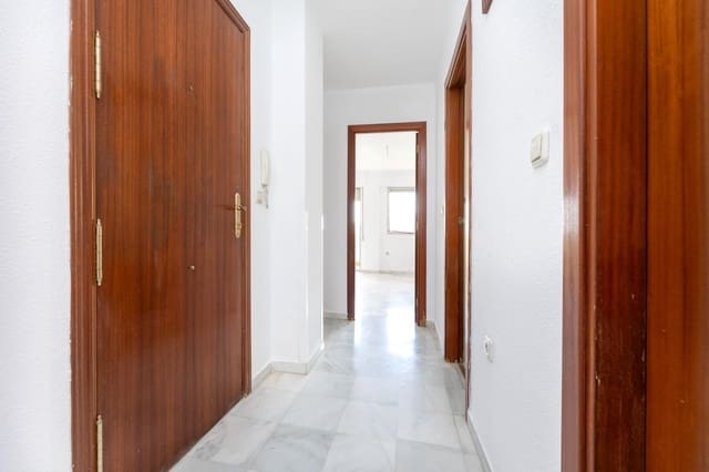 2 bedroom Flat for sale in Cenes de la Vega with garage - € 117,000 (Ref: 9257571)