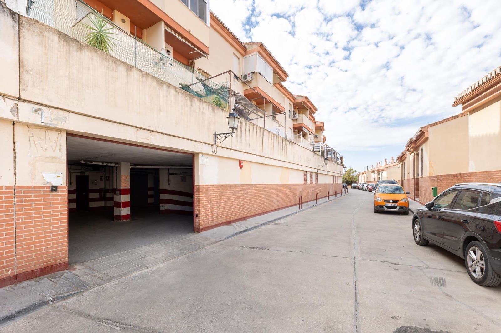 2 soveværelse Lejlighed til salg i Cenes de la Vega med garage - € 117.000 (Ref: 9257571)