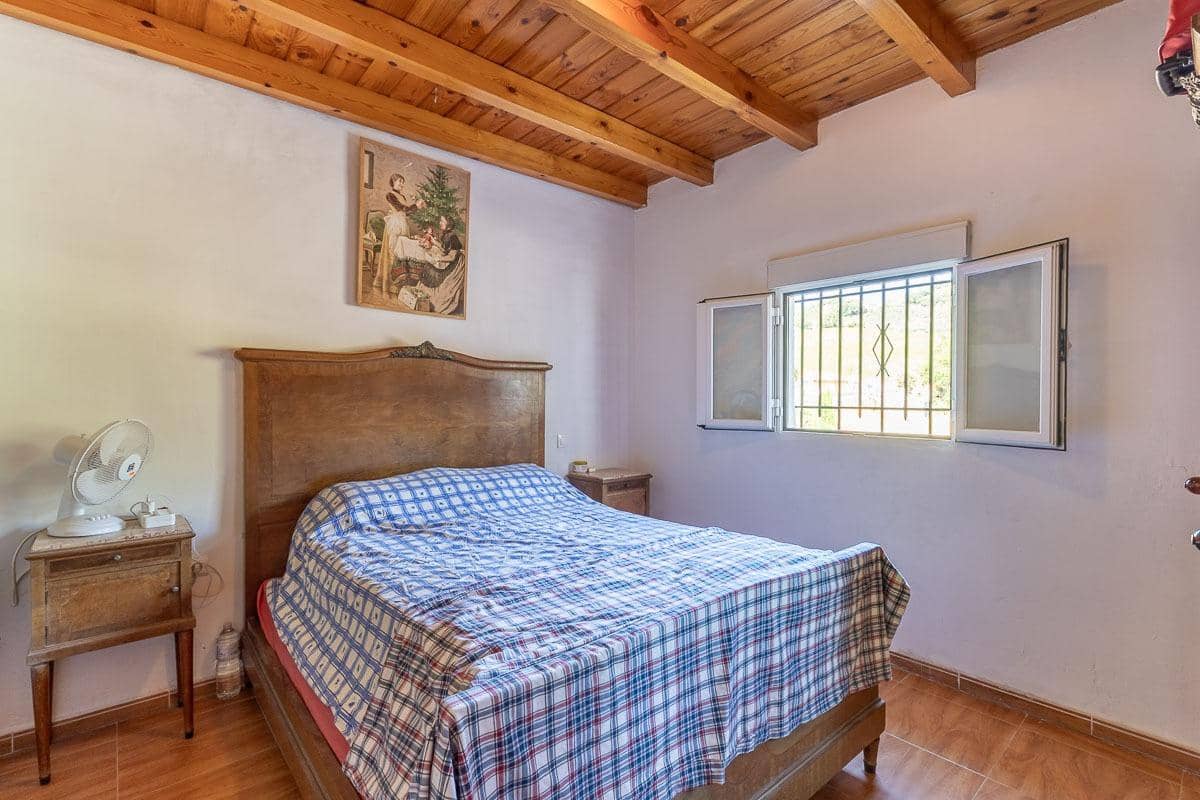 7 bedroom Villa for sale in Montefrio - € 350,000 (Ref: 9257576)