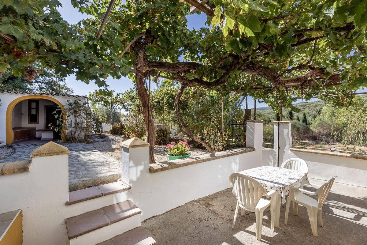 7 bedroom Villa for sale in Montefrio - € 350,000 (Ref: 9257576)