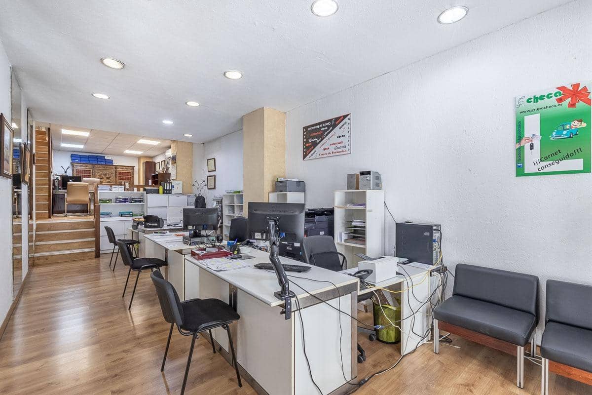 Commercial for sale in Granada city - € 819,000 (Ref: 9257578)