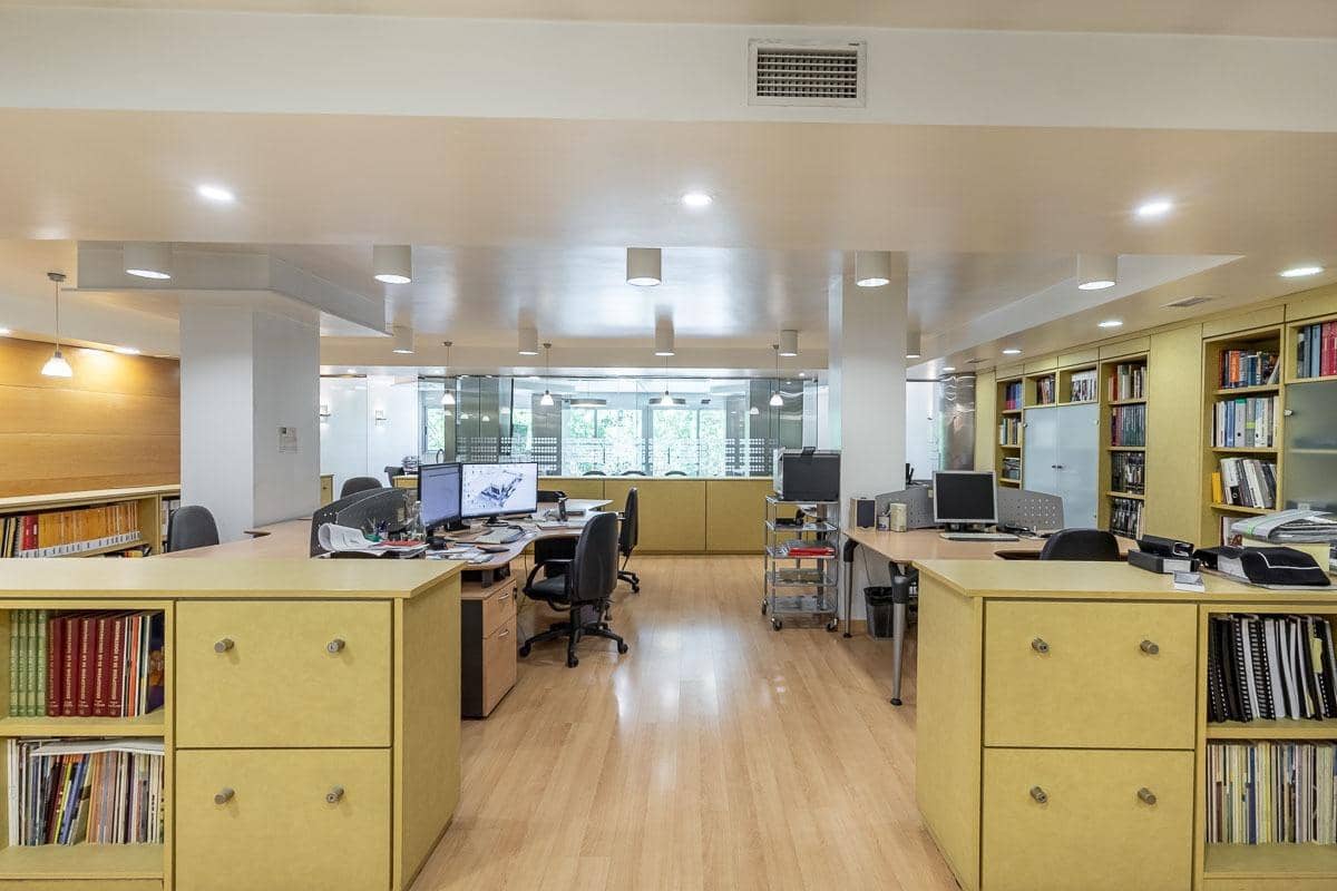 Erhverv til salg i Granada by - € 495.000 (Ref: 9257581)