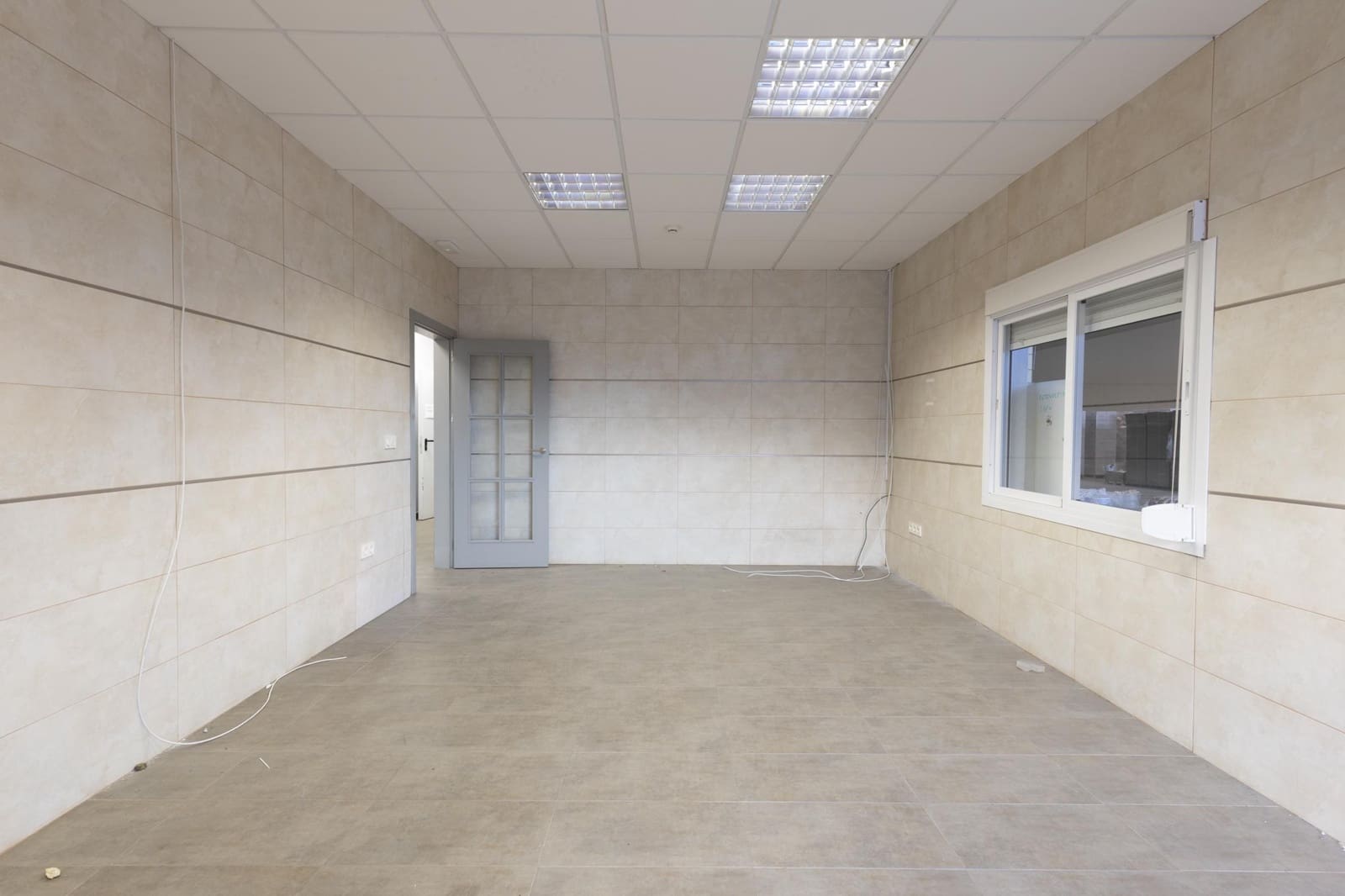 Biznes na sprzedaż w Durcal - 630 000 € (Ref: 9264370)