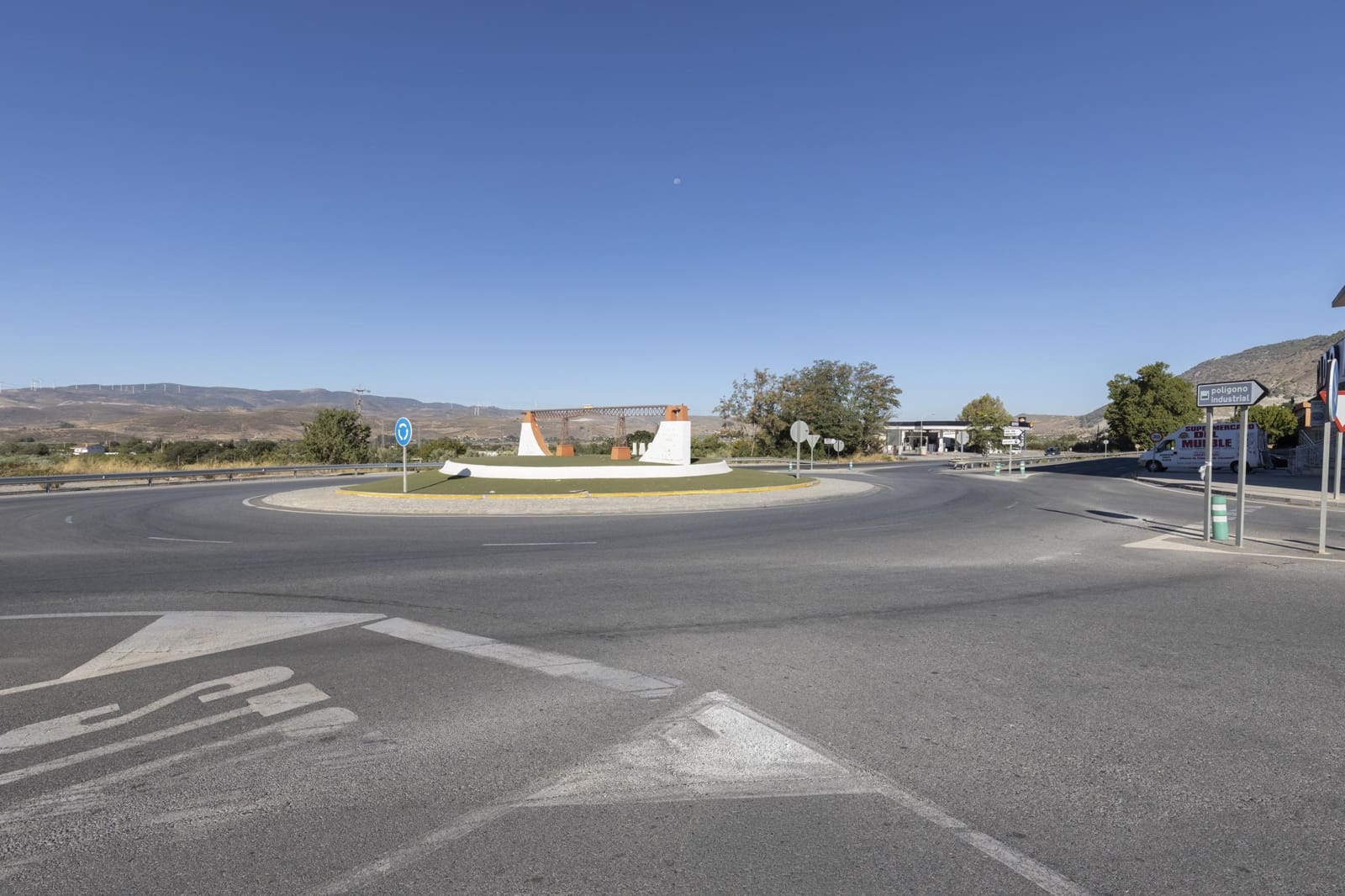 Biznes na sprzedaż w Durcal - 630 000 € (Ref: 9264370)