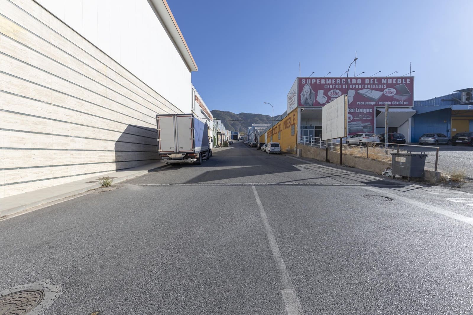 Biznes na sprzedaż w Durcal - 630 000 € (Ref: 9264370)