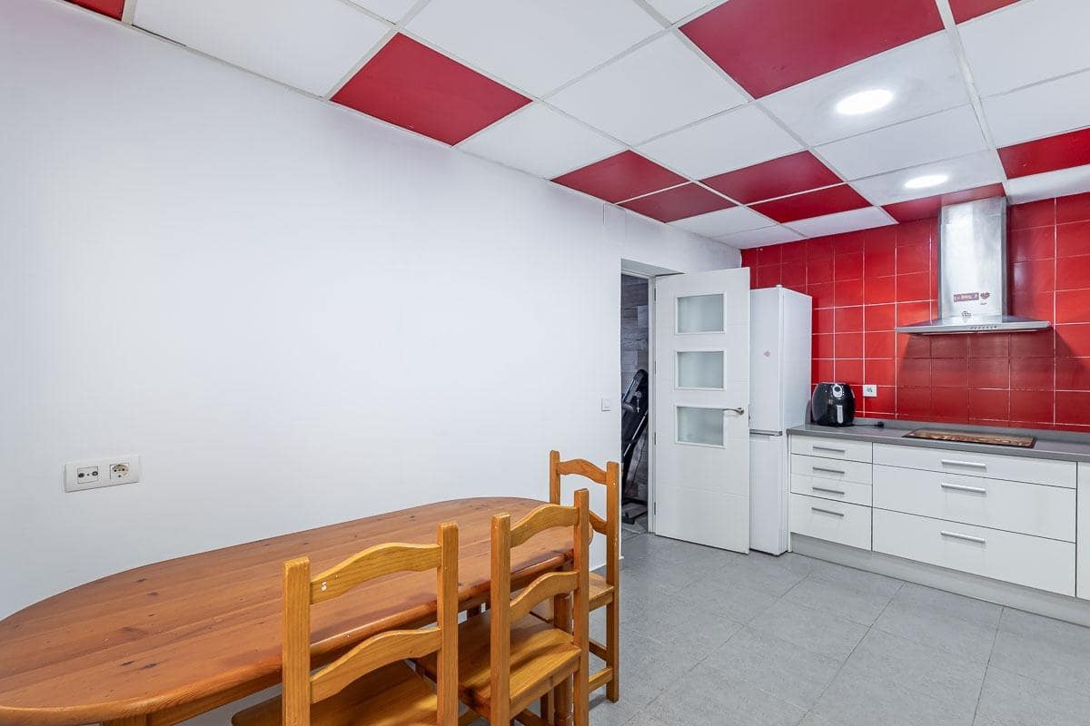 3 sypialnia Dom szeregowy na sprzedaż w Peligros - 200 000 € (Ref: 9269584)