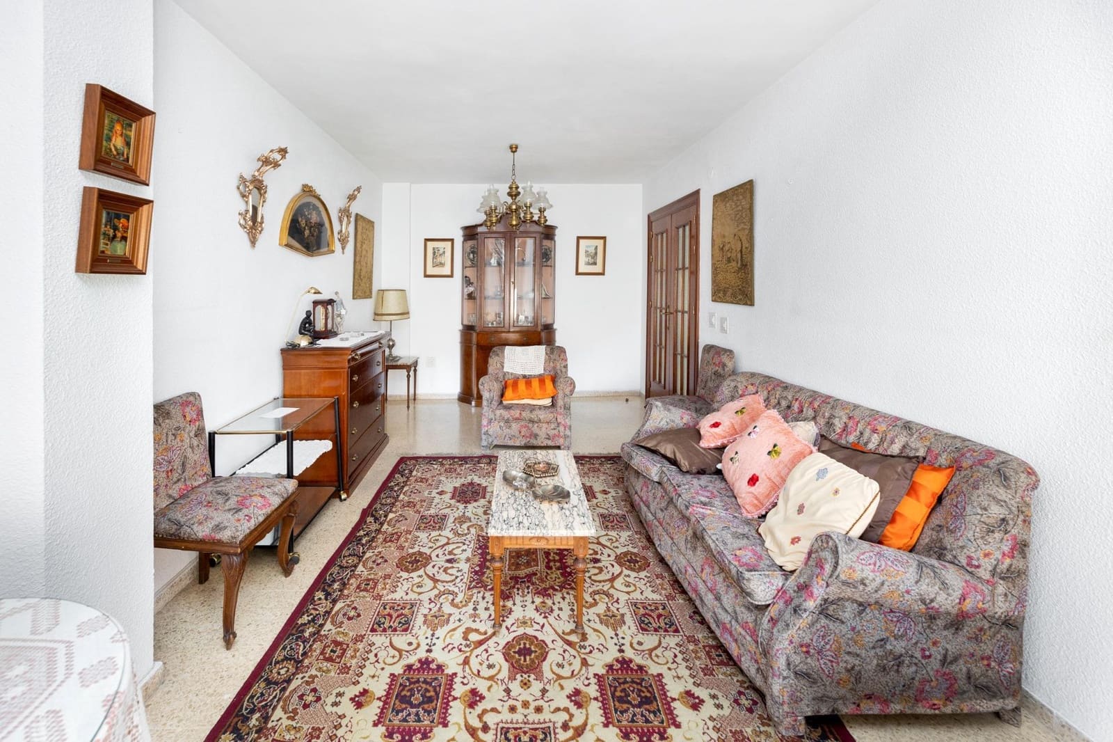 5 sovrum Lägenhet till salu i Granada stad med garage - 380 000 € (Ref: 9269587)