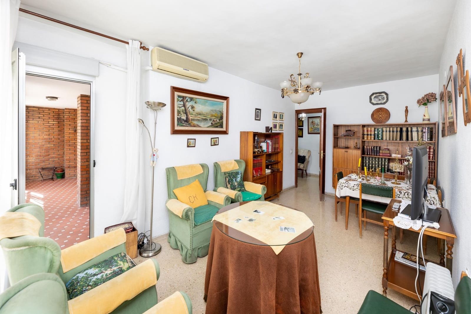 5 sovrum Lägenhet till salu i Granada stad med garage - 380 000 € (Ref: 9269587)