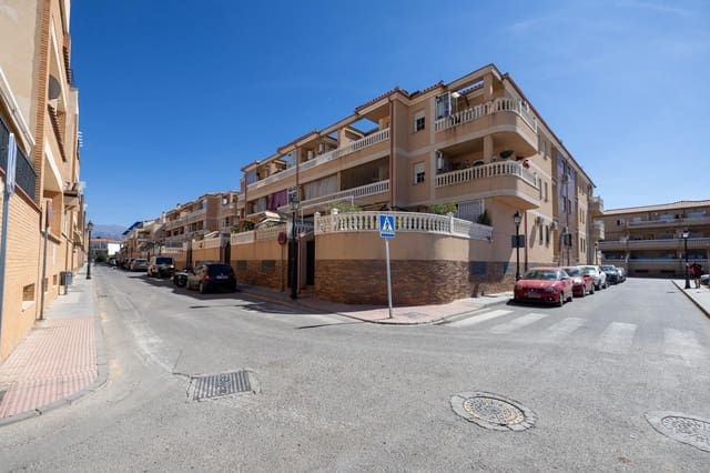 Piso de 2 habitaciones en Las Gabias en venta con garaje - 169.900 € (Ref: 9269590)