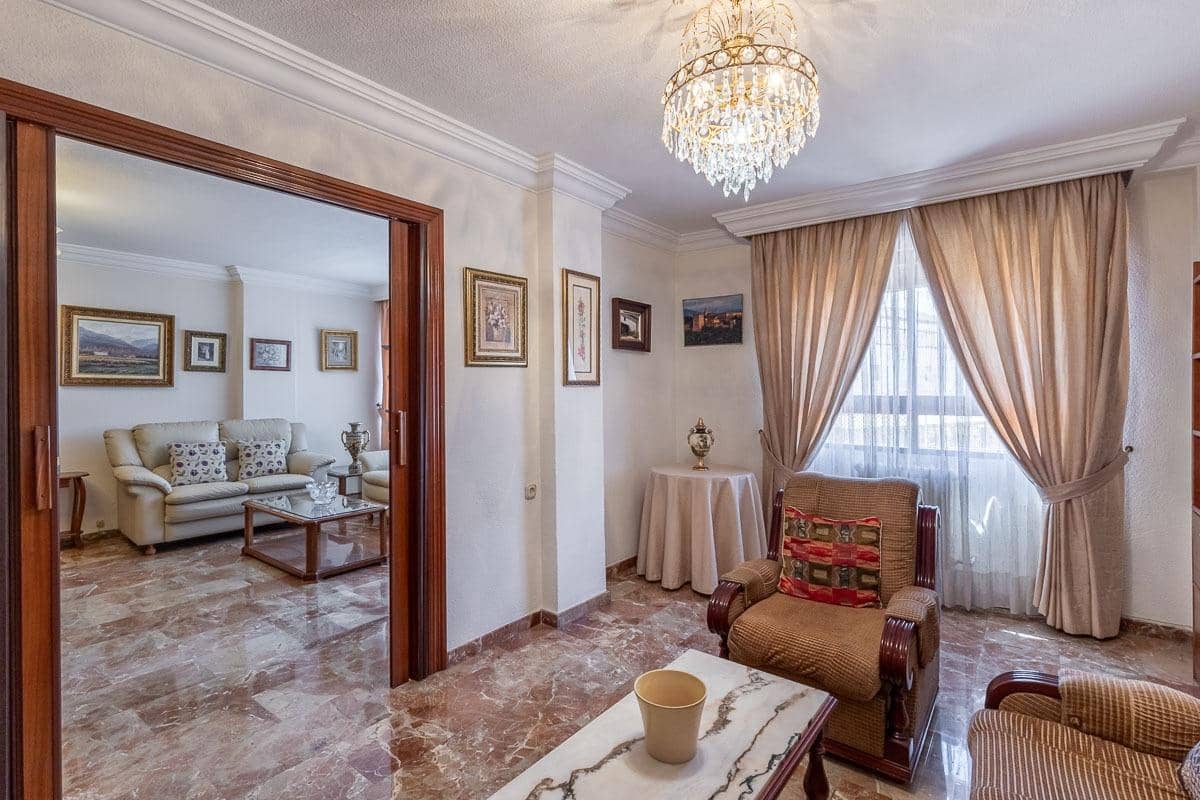 4 soverom Leilighet til salgs i Granada by med garasje - € 389 000 (Ref: 9269593)