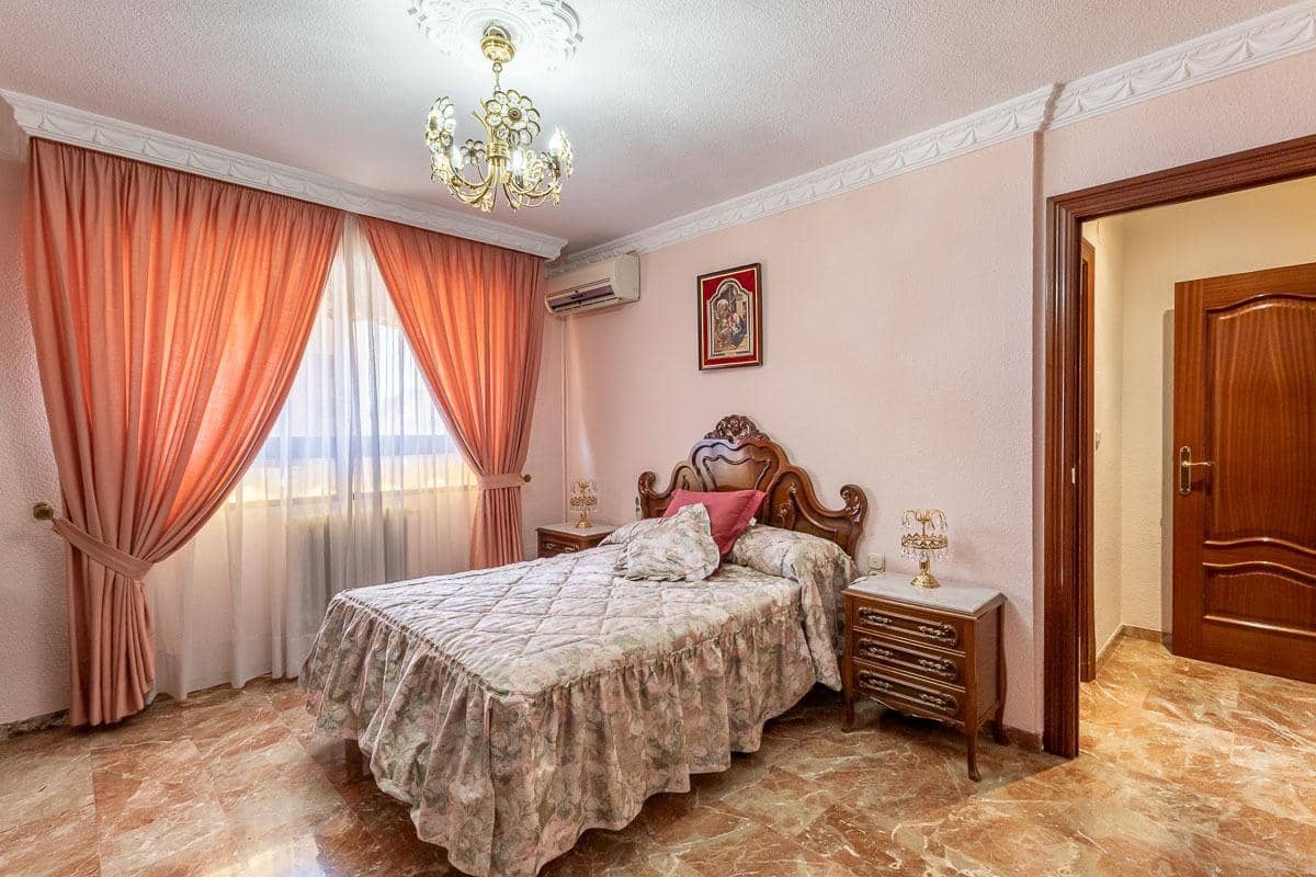 4 soverom Leilighet til salgs i Granada by med garasje - € 389 000 (Ref: 9269593)