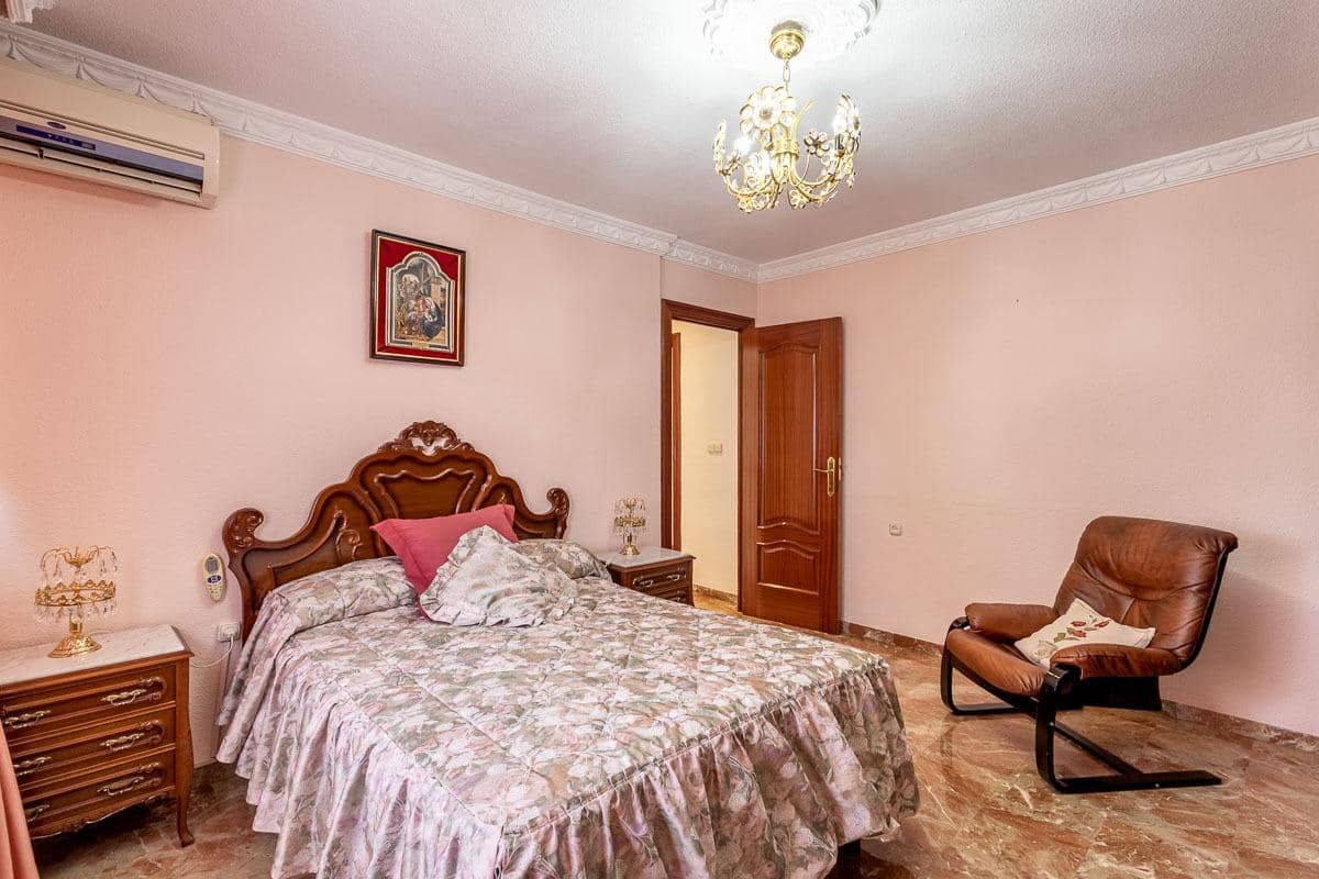 4 soverom Leilighet til salgs i Granada by med garasje - € 389 000 (Ref: 9269593)